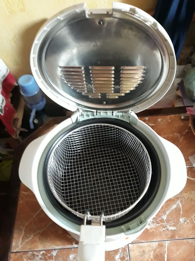 Фритюрница электро фритюрница Philips HD 6111