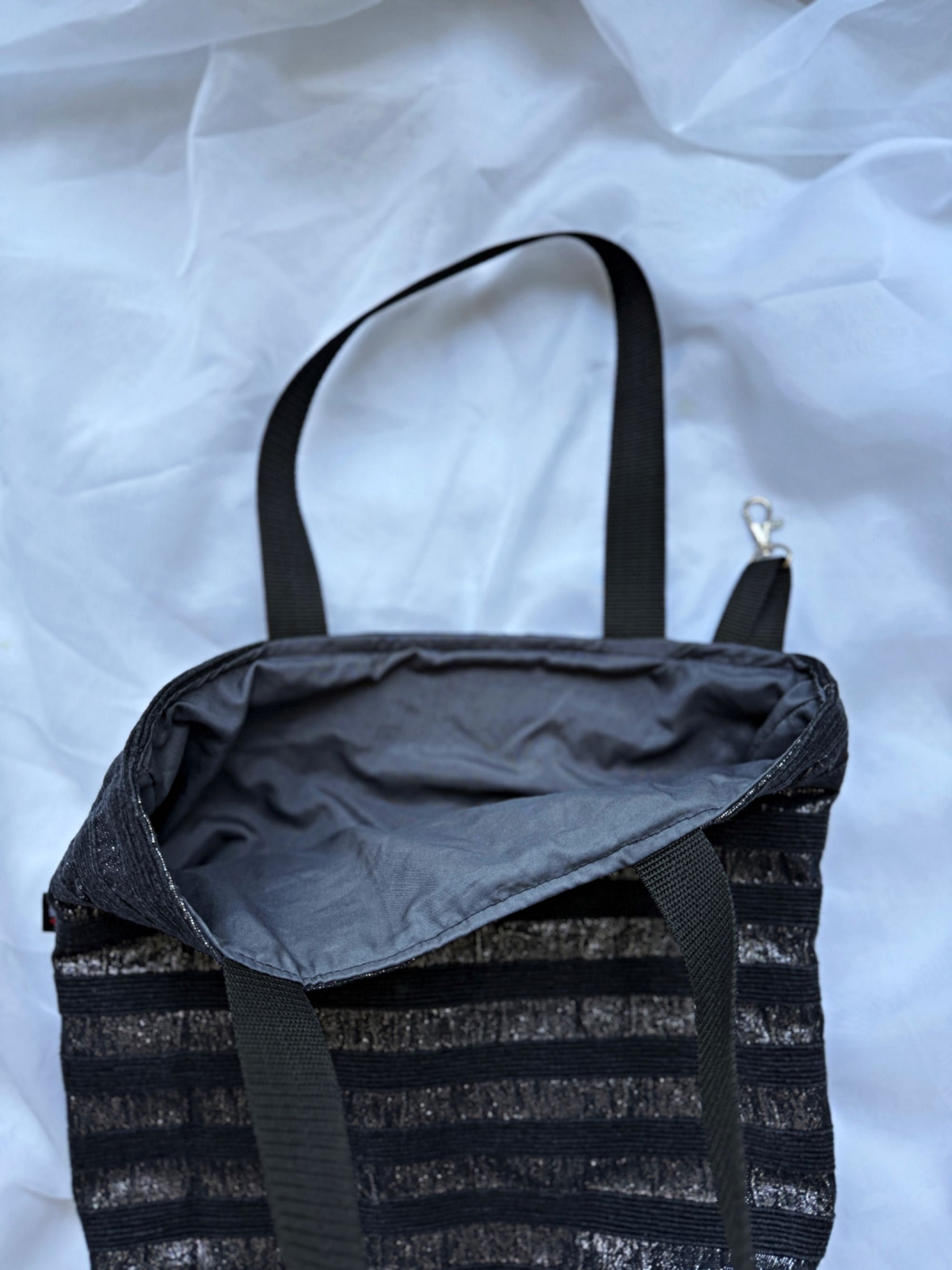 Torebka handmade – czarno-srebrna, z podszewką