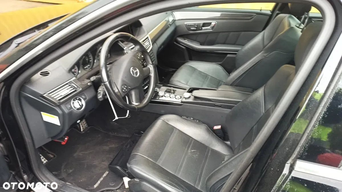 Mercedes-Benz Klasa E 6.3 AMG/ 525 KM/ W212/ Serwis A.S.O. MB / W DRODZE DO POLSKI / WARTY !
