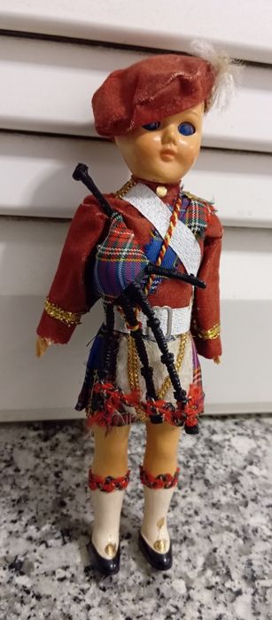 Boneca vintage (18 cm)