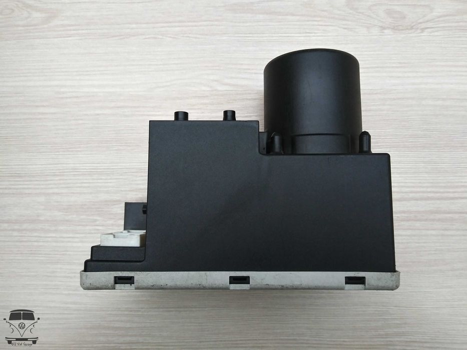 Компрессор центрального замка Audi А3 А4 А6 А8 Ауди