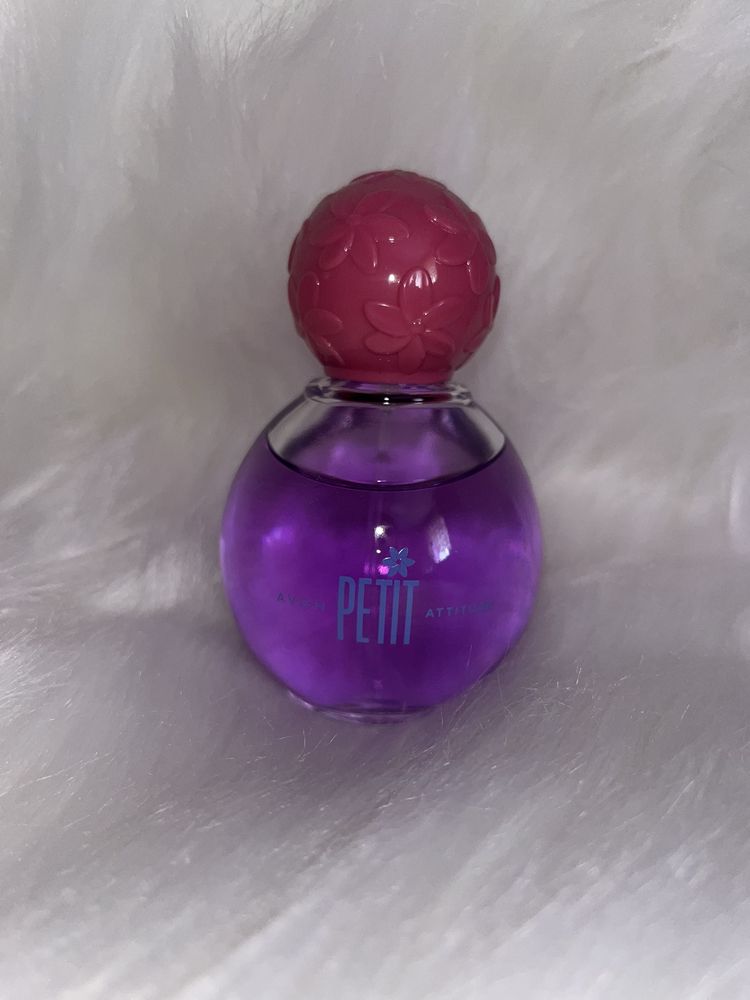 Avon perfumy petit
