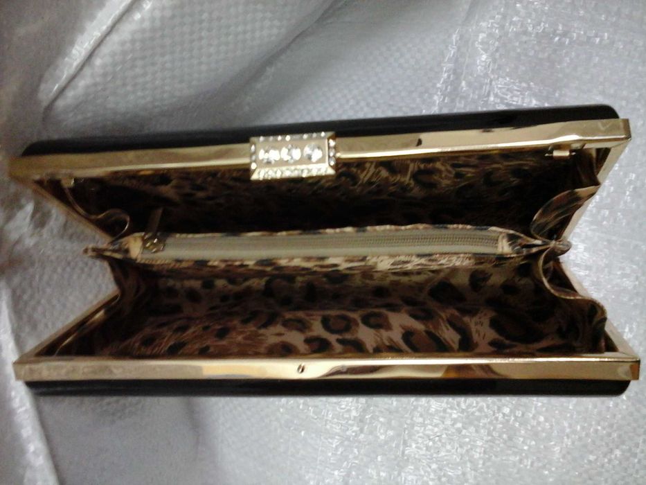 Лаковый клатч. Обмен/продажа