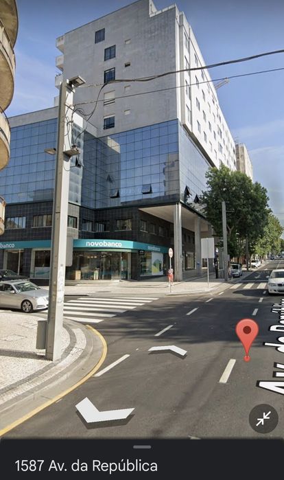 Alugo lugar garagem Av. REPÚBLICA