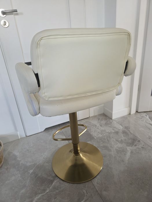 Krzesło fotel  do wizażu do toaletki regulowane ekoskóra