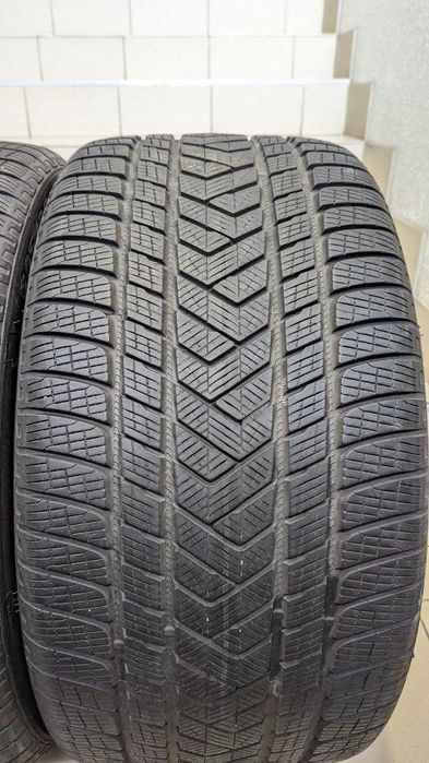 Шини 305/35 R21 109V Pirelli Scorpion Winter NO