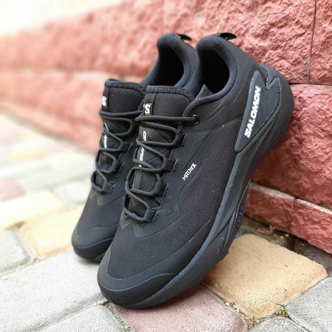 Чоловічі кросівки Salomon Genesis Gore-Tex чорні з білим 11638 ТОП