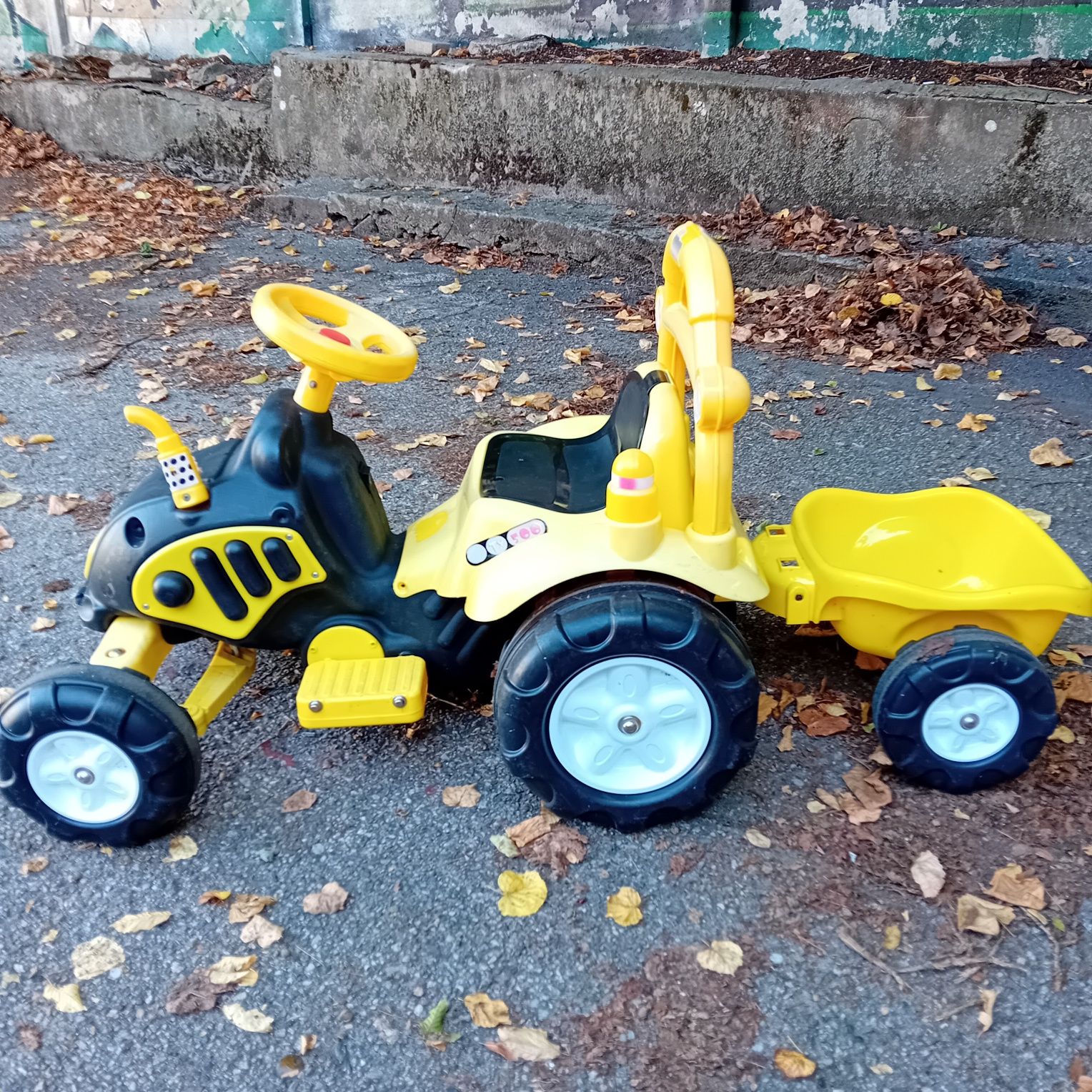 Traktorek dla dziecka używany sprzedam