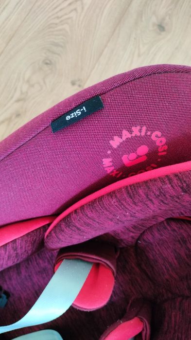 sprzedam fotelik Maxi Cosi Pebble Pro i-Size z bazą FamilyFix3