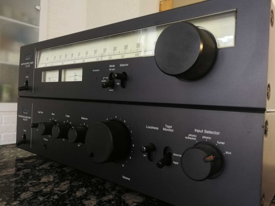 Sansui AU-217 с тюнером Sansui TU-217