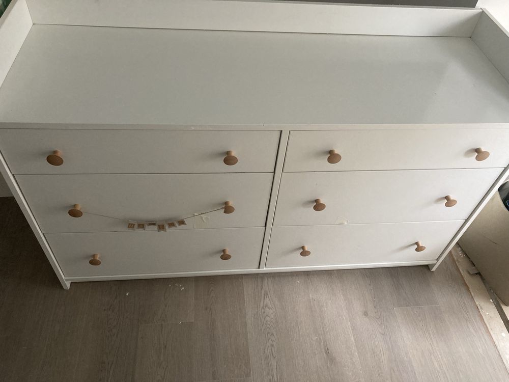 Comoda hauga IKEA