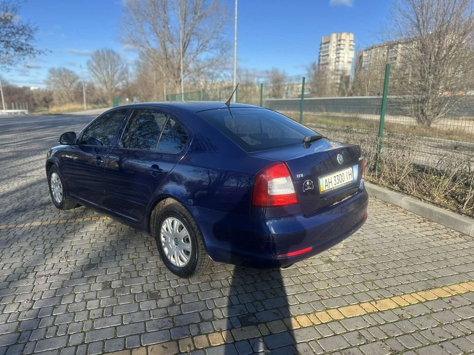 Продам Школу Октавия 2010 Года