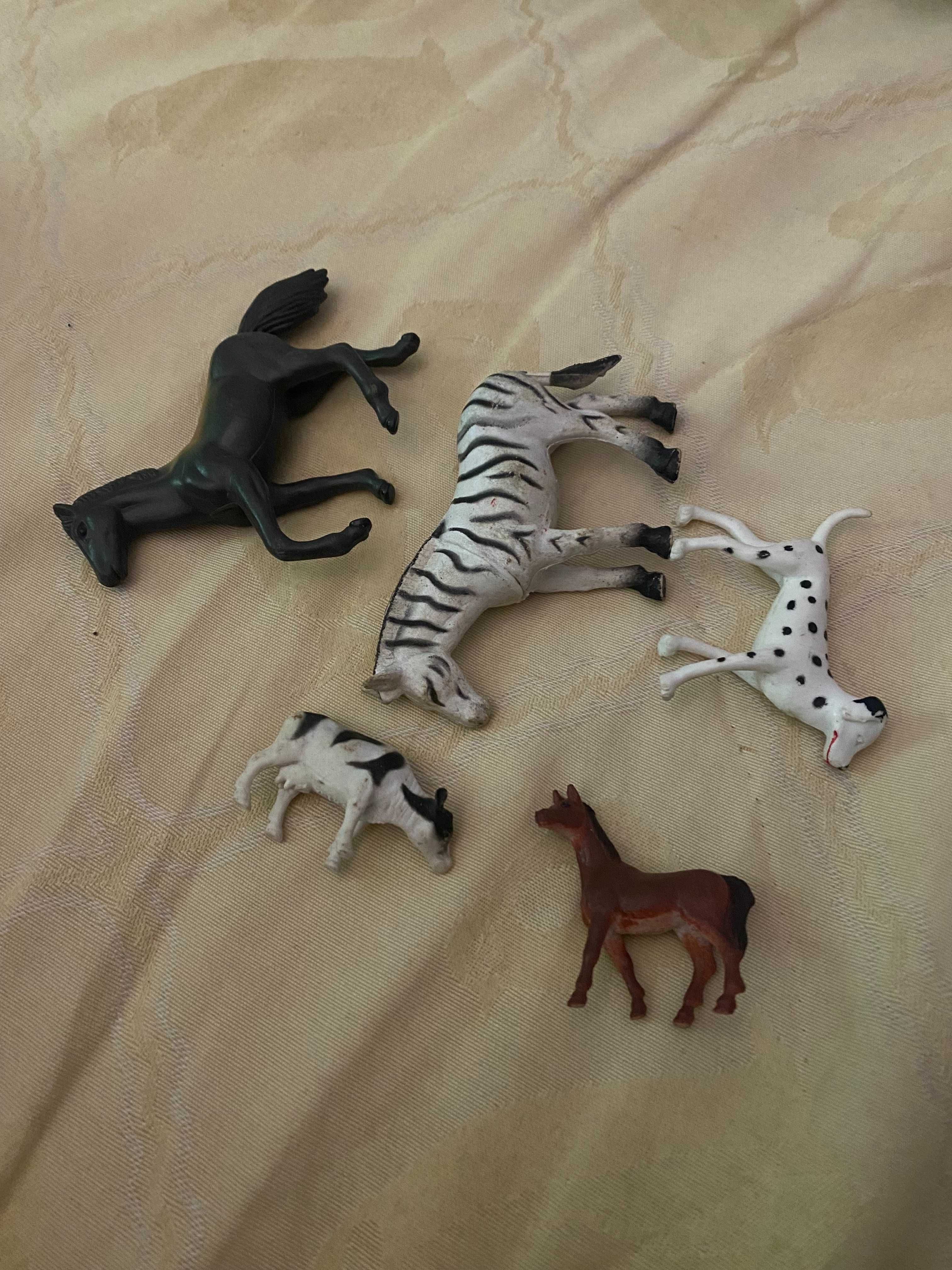 Lote de 5 figuras de animais