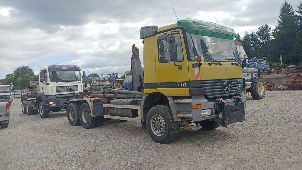 Mercedes Benz Actros 3340 hakowiec 6x6  hydraulika Scania Volvo export