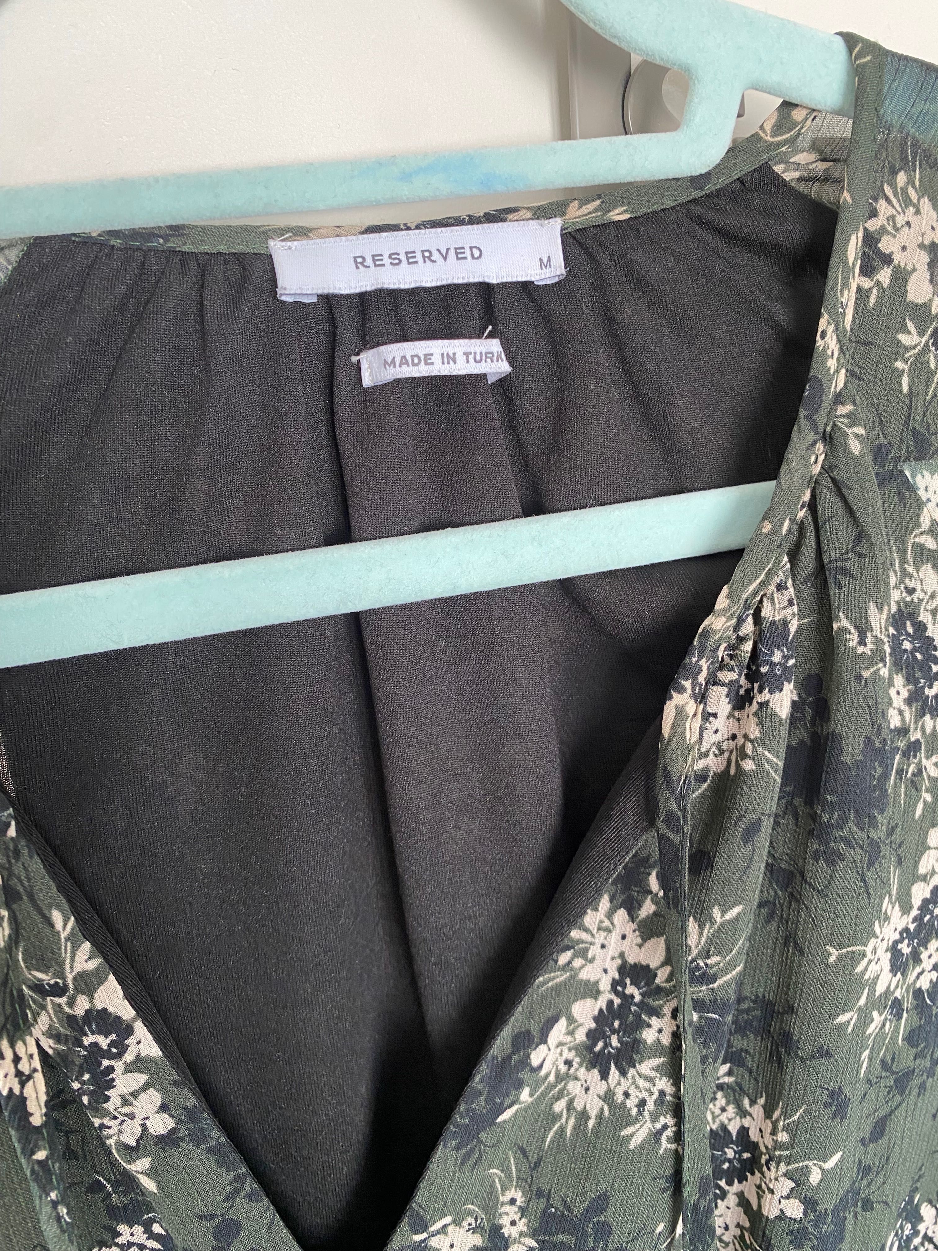 Sukienka Reserved