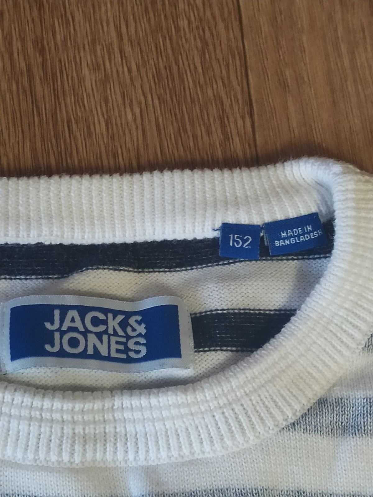 Свитер Jack & Jones на 10-11 лет.