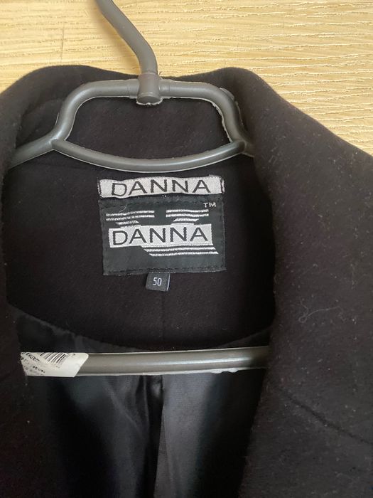 Пальто жіноче класичне