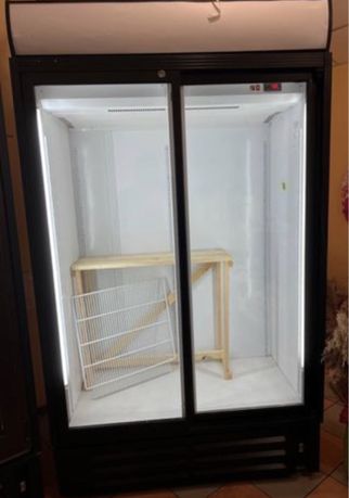 Холодильний шкаф inter 1200