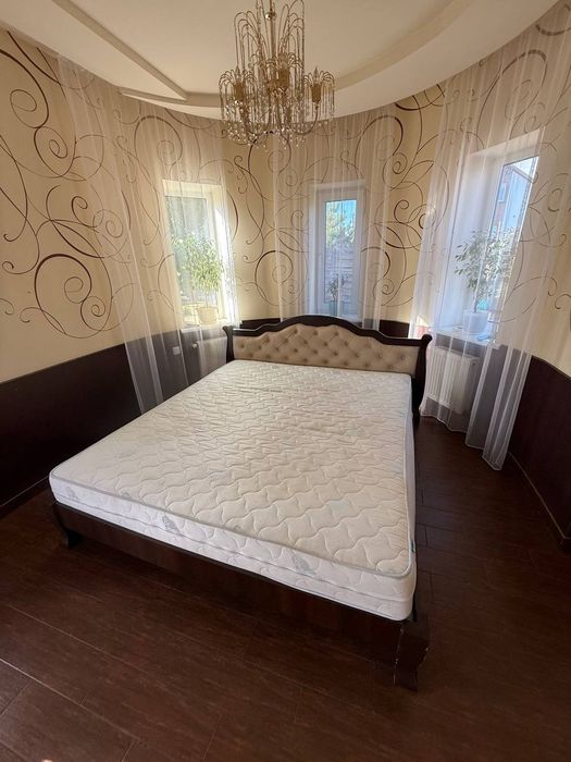 Кровать 180х200 с матрасом