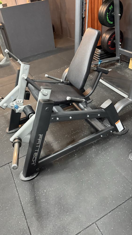 Máquina Leg Extension Fittech