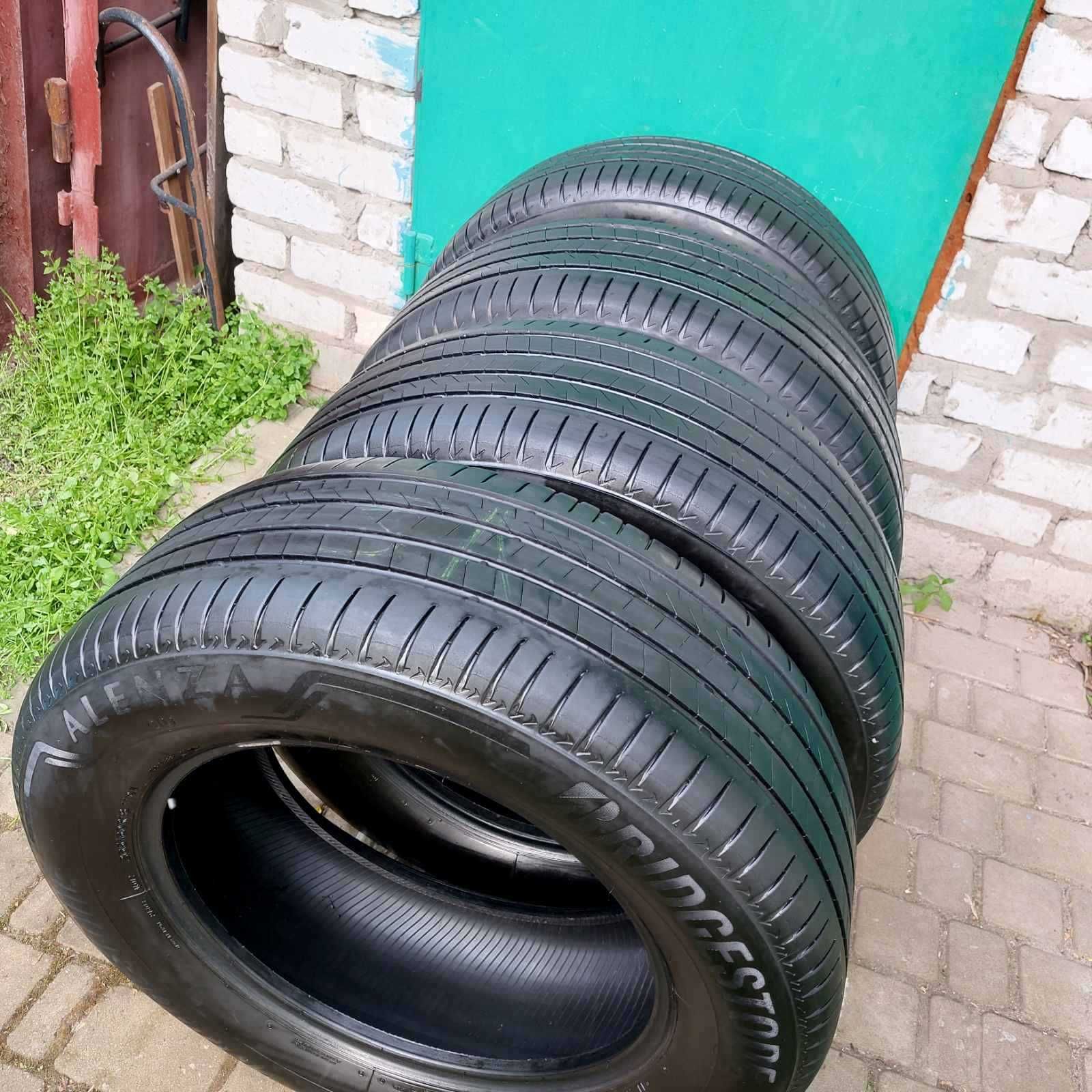 Bridgestone alenza  265/65/18