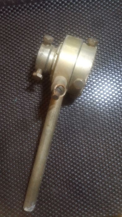 Продам різьбонарізний клупп з трищіткою