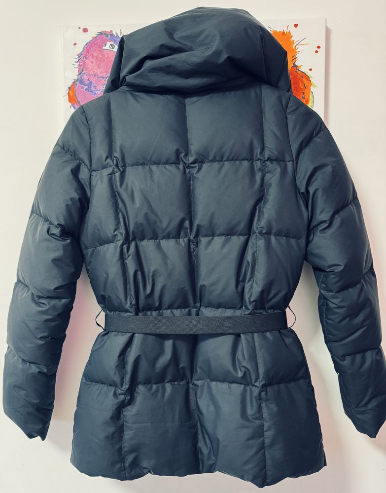 Поховики Gant, Max Mara, Lacoste (ціну знижено-по 2500 грн за кожен)