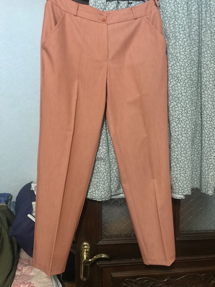 Продам брюсний костюм