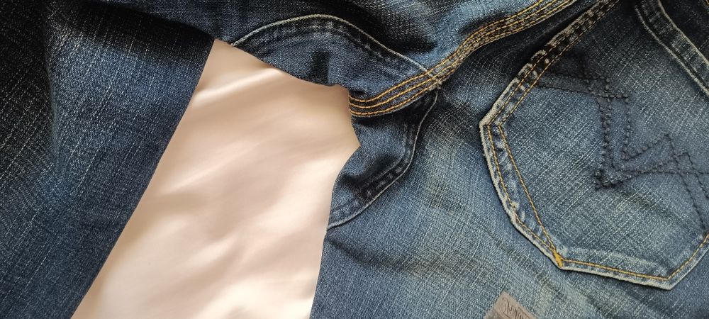 Jeansy nowe Fishbone