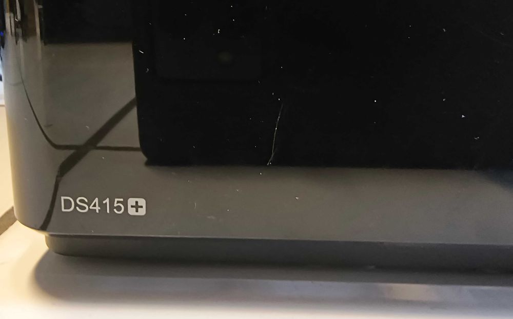 Synology NAS DS415+ 8GB RAM, 4x 4TB HDD