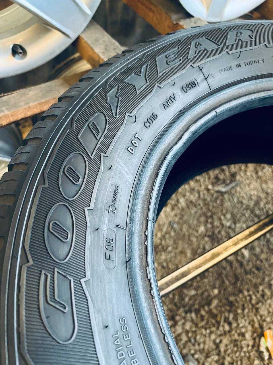 Шини Резина Літні 215 65 15C Goodyear Marathon [16-19] 2шт