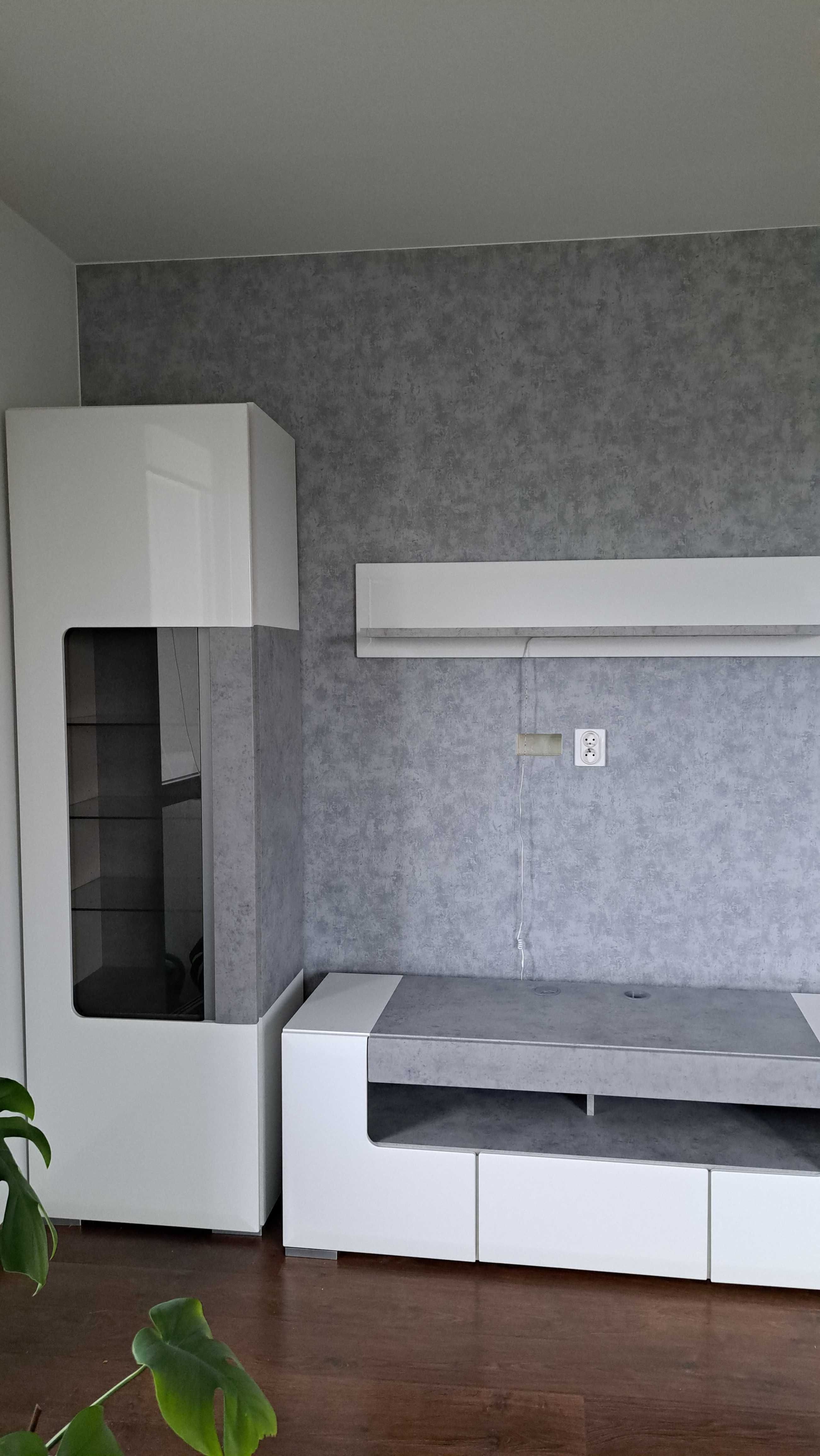 Komplet mebli do salonu, białe z wstawkami w kolorze betonu