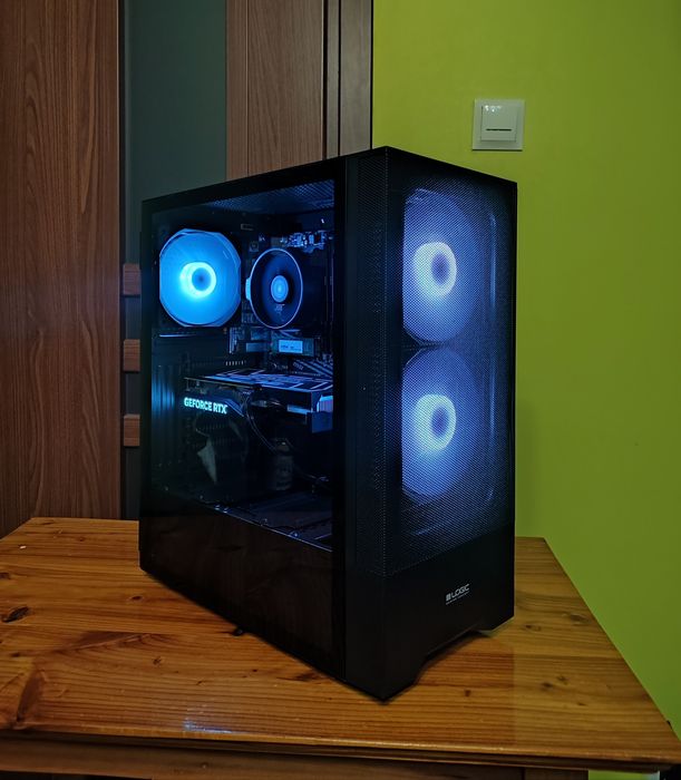 Komputer do gier/ RTX 4060 / RYZEN 5 5600X / 16GB RAM 3200MHZ/ OKAZJA!