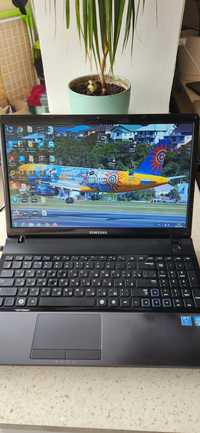 Ноутбук Samsung NP300E5X-A01RU