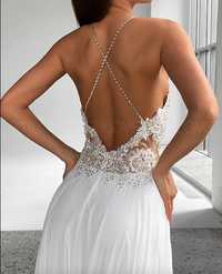 Suknia ślubna z koronką i odkrytymi plecami rozmiar 36 nowa