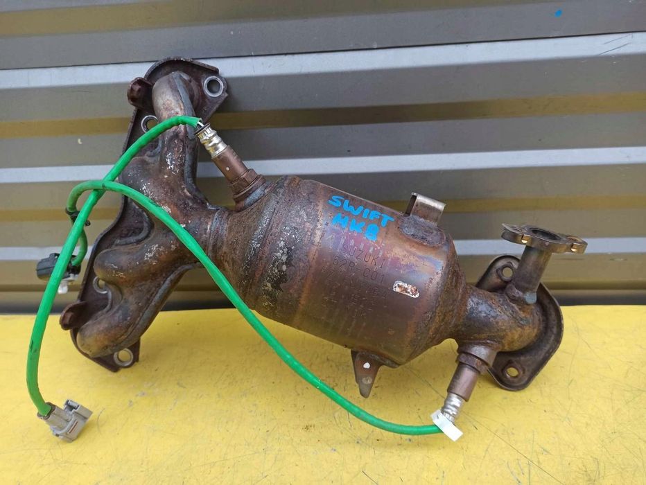 SUZUKI SWIFT MK8 KATALIZATOR SONDY 1.2 BENZYNA 52R-C01