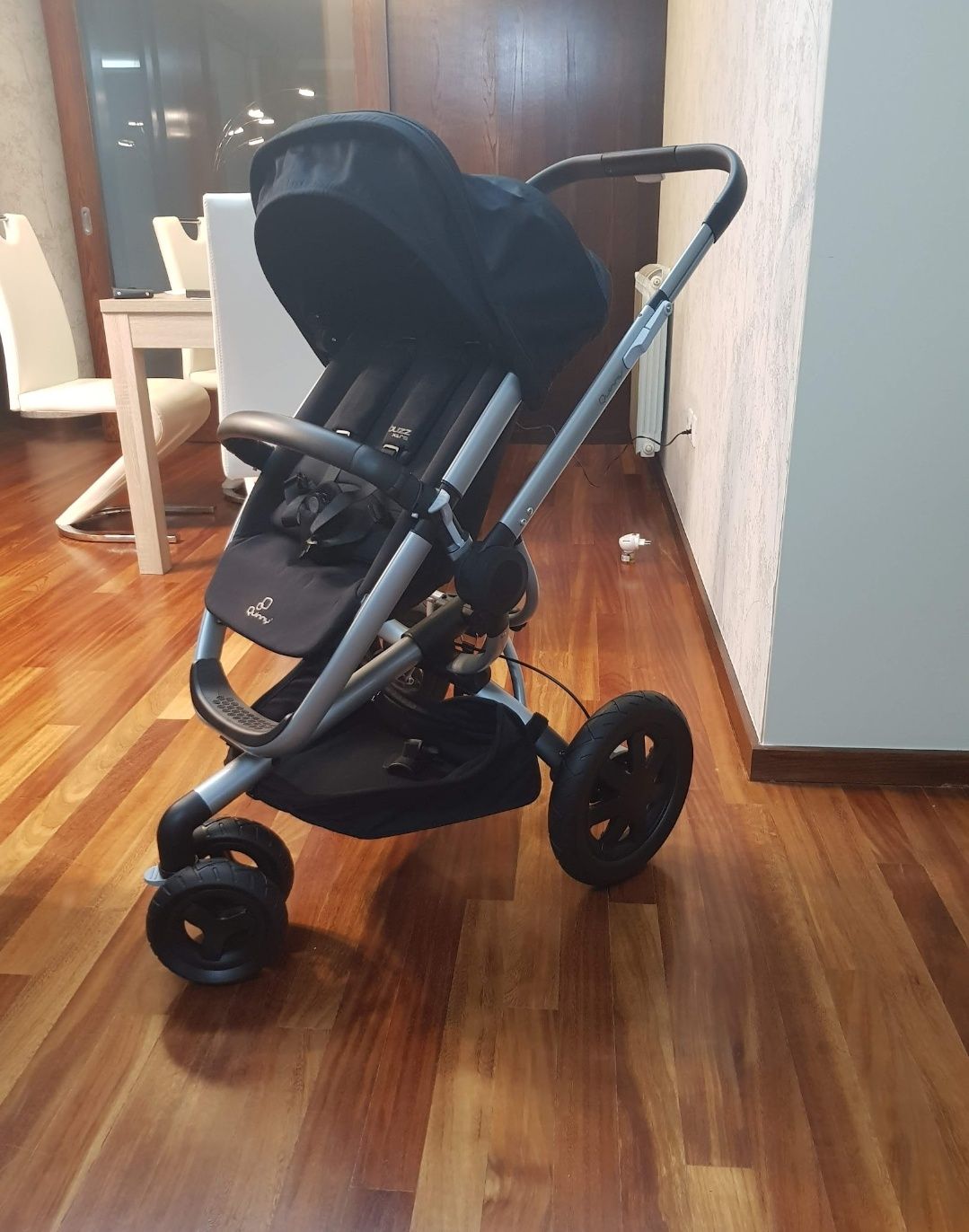 Carrinho de bebê Quinny buzz extra com ovo cybex