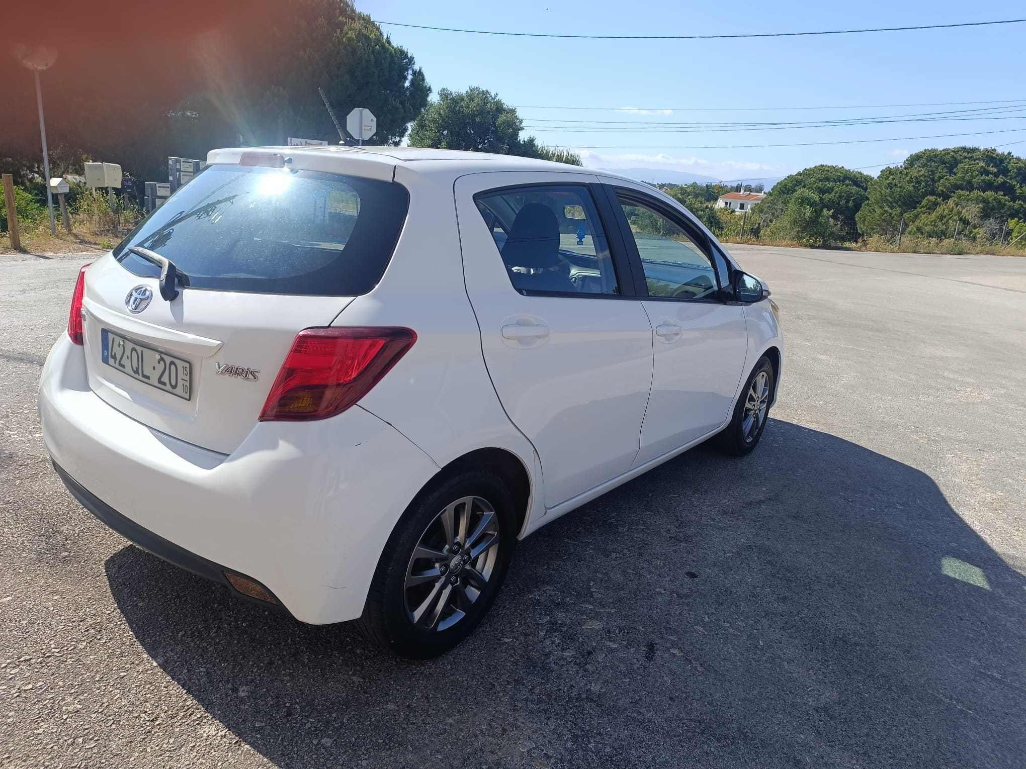 Toyota Yaris 1.0 VVT-i Comfort+PS Style+P.Techno