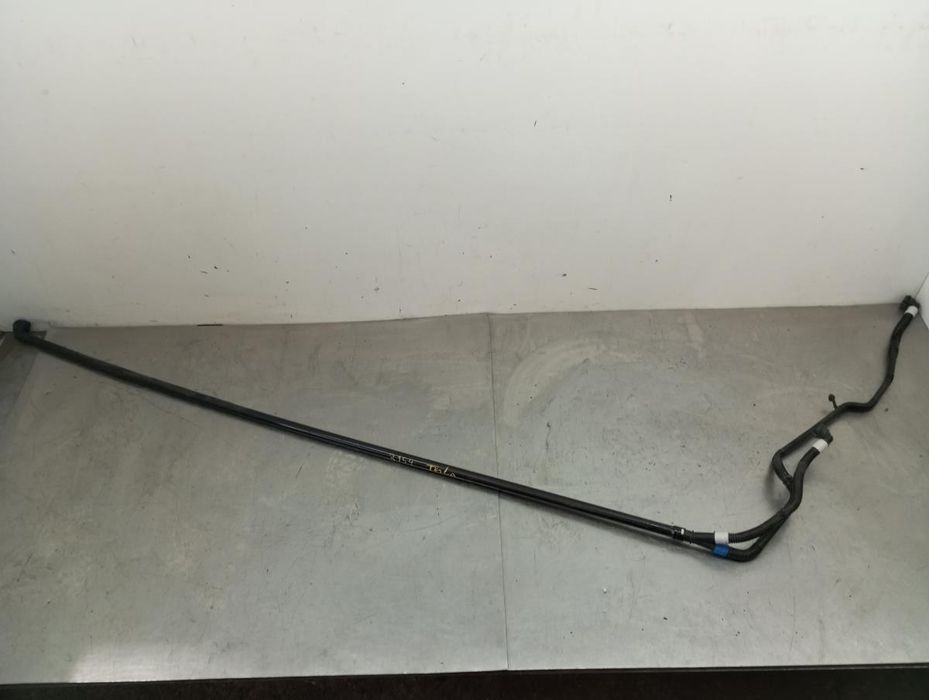 Tubo da água TESLA Model 3 (5YJ3)