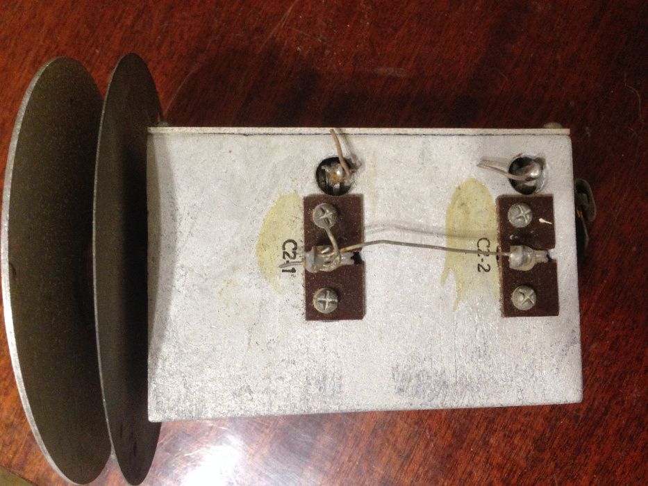 Конденсатор переменной емкости  воздушный