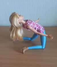 Лялька Барбі йога