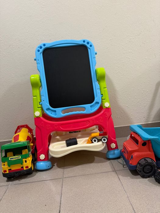 Отдам детские игрушки
