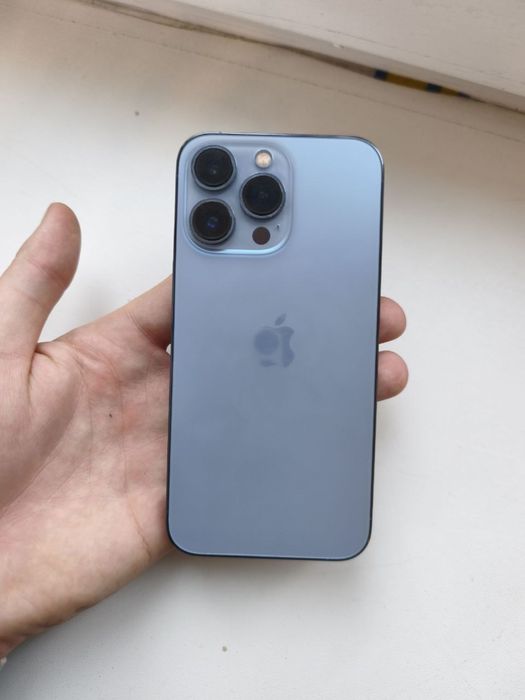 Продам Iphone 13 pro