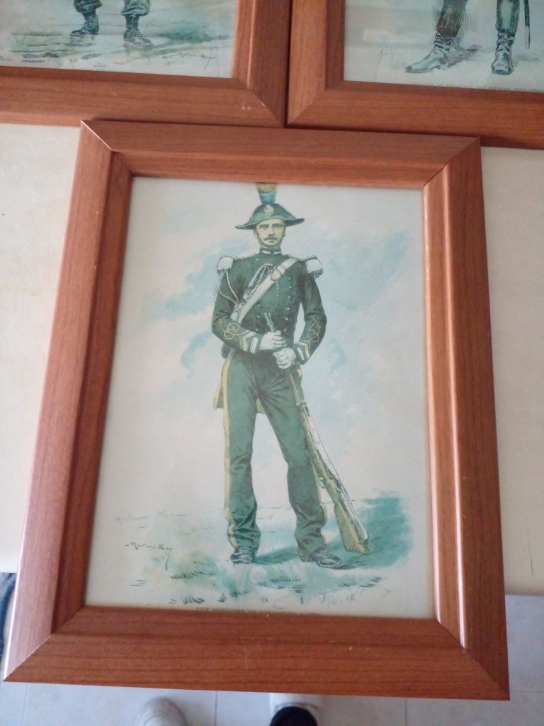 5 Molduras com vidro (Só 20Eur)