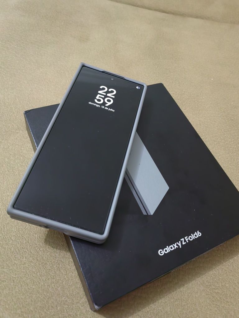 Samsung z fold 6