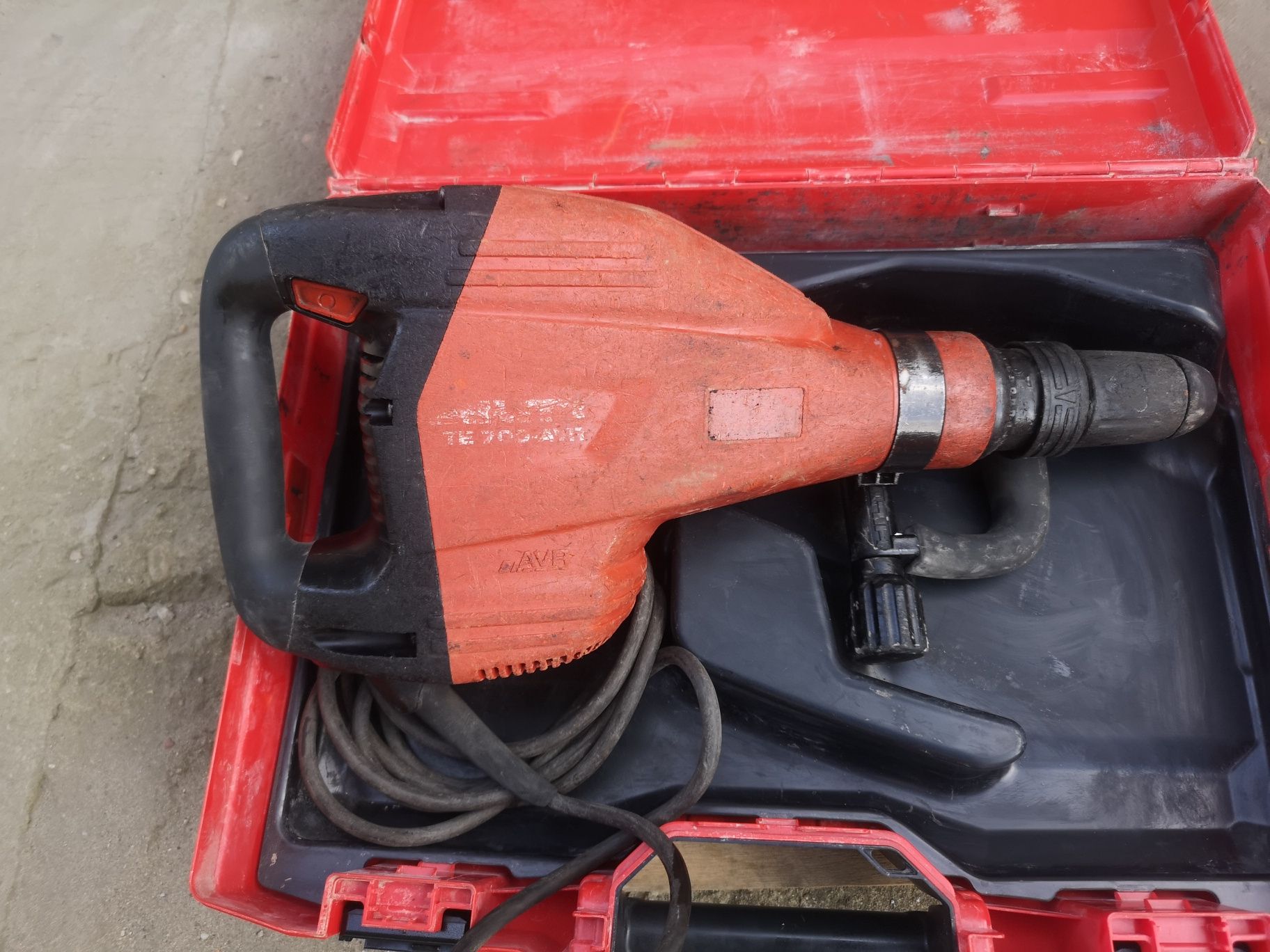 HILTI TE 700-AVR po serwisie TE700