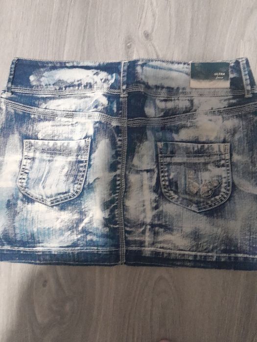 Продам шорти і юбки джинс