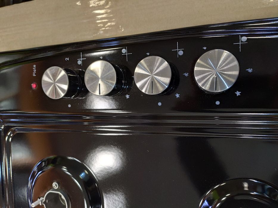 Поверхность газовая 3газ+1электро KUMTEL черная