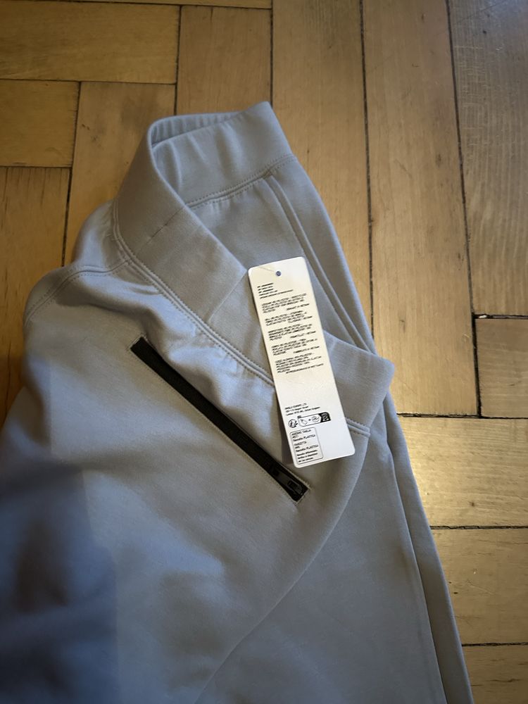 Uniqlo spodnie dresowe joggers dres nowe