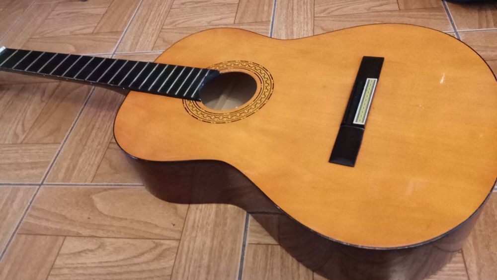 Italiana EKO nylon violão